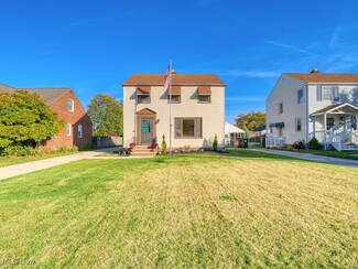 5614 Southington Dr, Cleveland, OH 44129