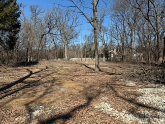 1302 N Green Bay Rd, Lake Forest, IL 60045