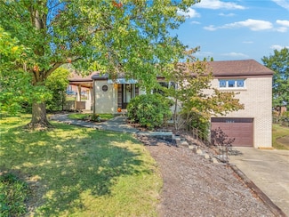 6712 Highland Ave, Finleyville, PA 15332