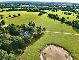 2142 Lcr 758, Thornton, TX 76687
