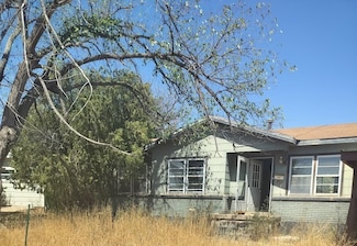 25 Adair Dr, Tulia, TX 79088