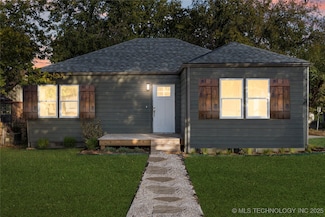 1247 S Yale Ave, Tulsa, OK 74112