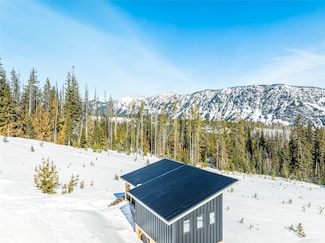 9 Mountain Club Fs Rd 6930, Leavenworth, WA 98826