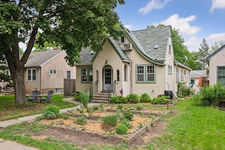4613 34th Ave S, Minneapolis, MN 55406