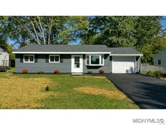 7929 Rinaldo Blvd N, Bridgeport, NY 13030