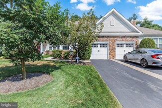 64 Wiltshire Dr, Lawrence Township, NJ 08648