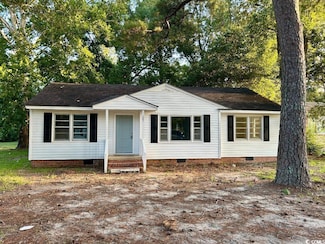 207 E Pickens St, Marion, SC 29571