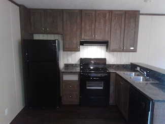 195 S Green Meadows St SE Unit 195s, Grand Rapids, MI 49548