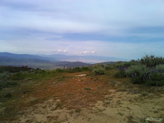 23741 El Rancho Dr, Tehachapi, CA 93561