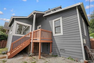 8739 17th Ave NW, Seattle, WA 98117