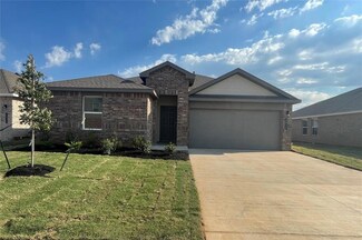 2812 Stormy St, Yukon, OK 73099