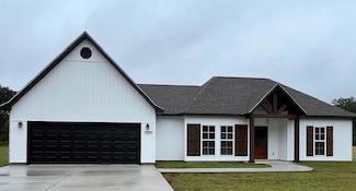 1286 W Union Rd, Carriere, MS 39426