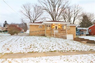 1211 Edgewood Dr, Leechburg, PA 15656