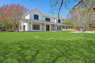 1 Florida Rd, Montauk, NY 11954