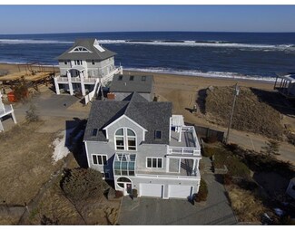 25 Southern Blvd, Newbury, MA 01951