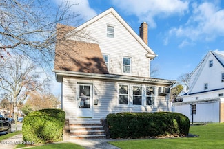 17 S Midland Ave, Kearny, NJ 07032