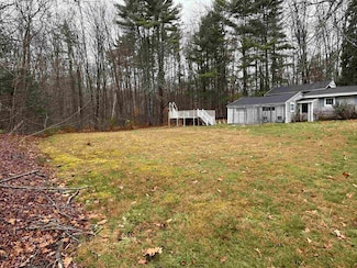 501 E Dunbarton Rd, Goffstown, NH 03045