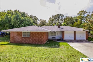 1305 Live Oak Dr, Belton, TX 76513
