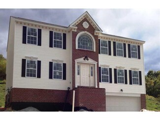 212 Summit Cir, Houston, PA 15342