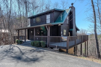 2134 Walnut Ct, Sevierville, TN 37876