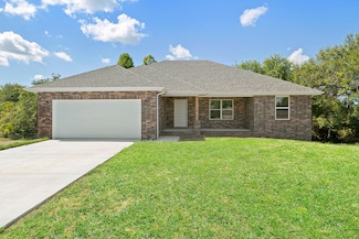 2145 S Mesa Dr, Bolivar, MO 65613