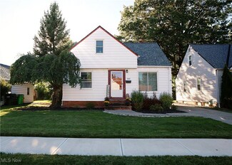 1688 Douglas Rd, Wickliffe, OH 44092