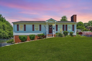 7073 Northway Dr, Roanoke, VA 24019