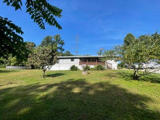 88 Rocky Hill Rd, Beattyville, KY 41311