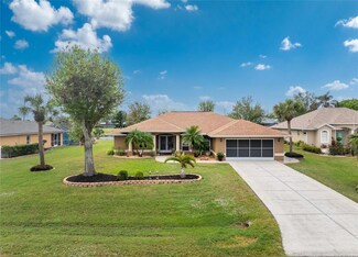 862 Boundary Blvd, Rotonda West, FL 33947