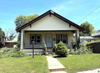 1524 S Helen St, Sioux City, IA 51106