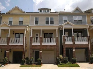 224 Broadgait Brae Rd, Cary, NC 27519