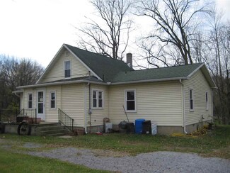 9066 W Old Road 30, Etna Green, IN 46524