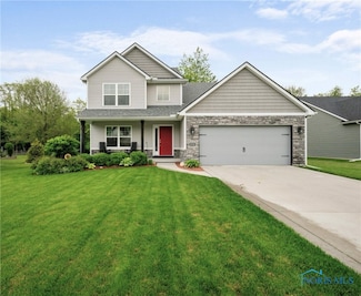 410 Hidden Village Ln, Holland, OH 43528