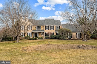 365 Country Ln, Phoenixville, PA 19460