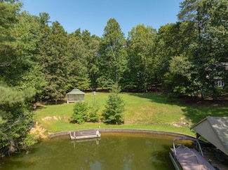 13300 Bellacoola Rd, Soddy Daisy, TN 37379