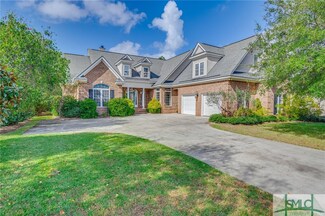 68 Crestwood Dr, Savannah, GA 31405