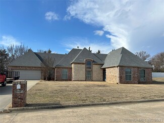 1509 Remington West Cir, Durant, OK 74701