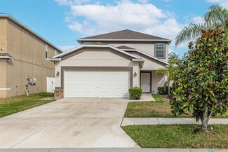1966 Hawks View Dr, Ruskin, FL 33570