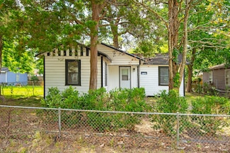 6725 Bunche Dr, Houston, TX 77091