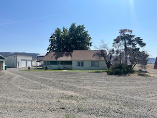 19019 Drazil Rd, Malin, OR 97632