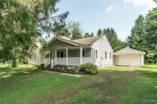 8590 Seven Springs Rd, Batavia, NY 14020