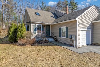 30 Granite Hill Dr, Topsham, ME 04086