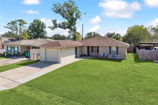 5133 Eighty Arpent Rd, Marrero, LA 70072