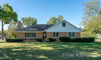 8341 Cottonwood Dr, Jenison, MI 49428