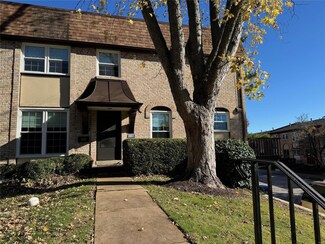 11861 Cresta Verde Dr, Saint Louis, MO 63146