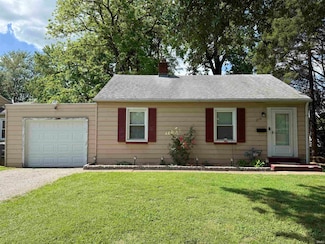 2156 Oakland Ave, Evansville, IN 47711