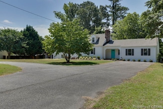 400 Showalter Rd, Yorktown, VA 23692