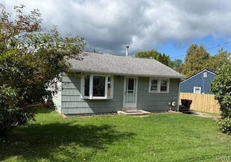 609 Webber Dr, Chittenango, NY 13037