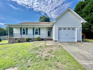 306 Kernstown Rd, Raeford, NC 28376