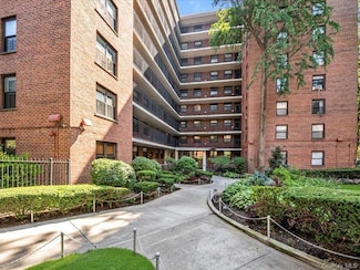 35-11 85th St Unit 1C, Jackson Heights, NY 11372